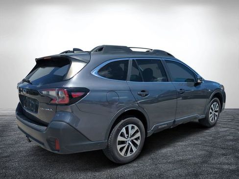 Used 2020 Subaru Outback Premium w/ Popular Package #1 AWD/4WD image 3