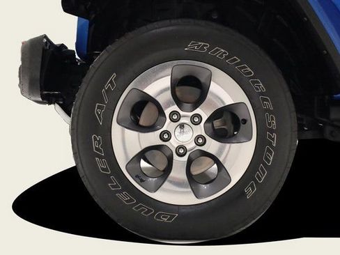 Used 2022 Jeep Gladiator Mojave w/ Trailer Tow Package image 9