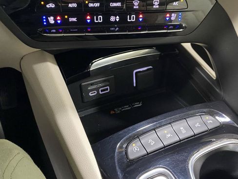 Used 2023 Buick Envision Avenir AWD/4WD image 26