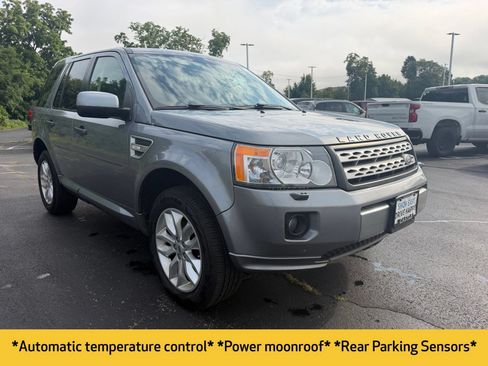 Used 2011 Land Rover LR2 HSE AWD/4WD image 4