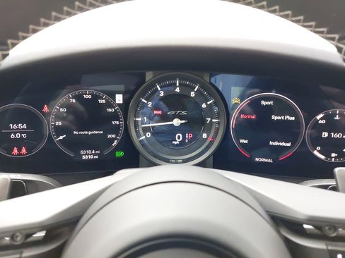 Certified 2024 Porsche 911 Carrera GTS image 20