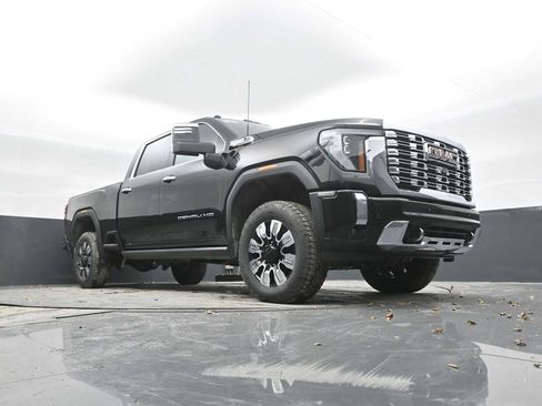 Used 2026 GMC Sierra 2500 Denali w/ Denali Reserve Package AWD/4WD image 43
