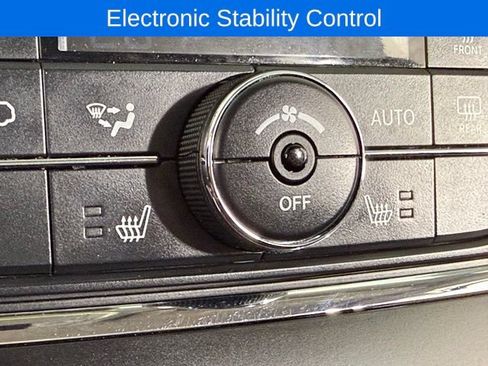 Used 2013 Dodge Durango Crew AWD/4WD image 25