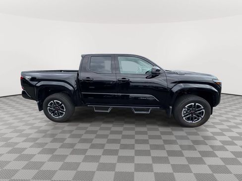 Used 2026 Toyota Tacoma TRD Sport AWD/4WD image 7