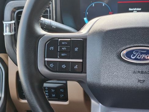 Used 2025 Ford F250 Lariat w/ FX4 Off-Road Package AWD/4WD image 27