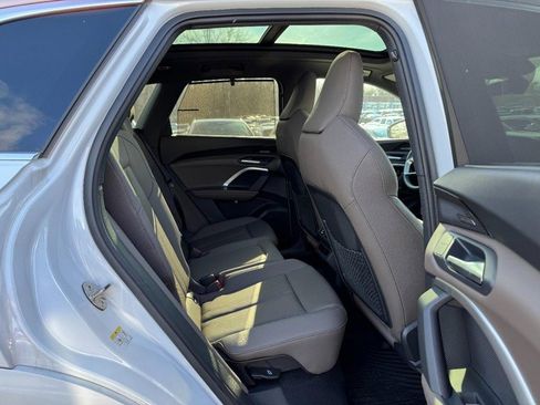 New 2025 Audi Q5 Premium Plus image 7