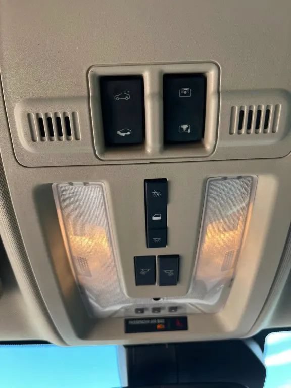 Used 2015 Cadillac SRX Performance w/ Driver Awareness Package FWD image 24