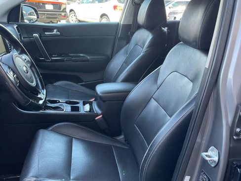 Used 2017 Kia Sportage SX FWD image 13