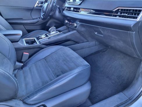 Used 2022 Mitsubishi Outlander SE image 22