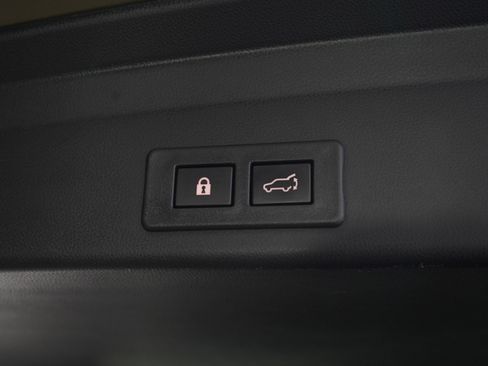 Used 2023 Subaru Ascent Limited image 12