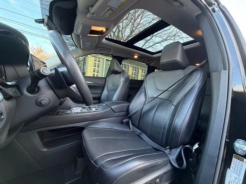 Certified 2023 INFINITI QX60 Luxe w/ Cargo Package image 19