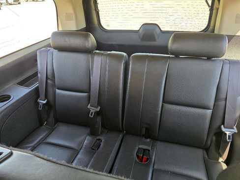 Used 2013 Chevrolet Suburban LTZ AWD/4WD image 11