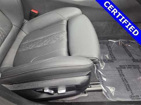 Certified 2023 BMW 530e w/ Premium Package image 17