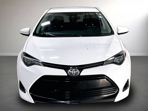 Used 2019 Toyota Corolla LE FWD image 2