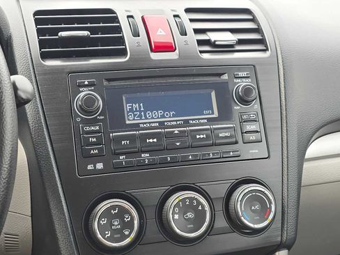 Used 2015 Subaru Forester 2.5i w/ Alloy Wheel Package image 28