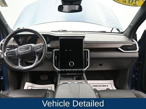 Used 2024 GMC Acadia Denali AWD/4WD image 15