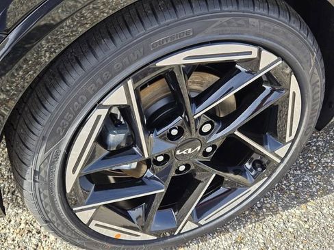 New 2026 Kia K4 GT-Line w/ GT-Line Premium Package FWD image 7