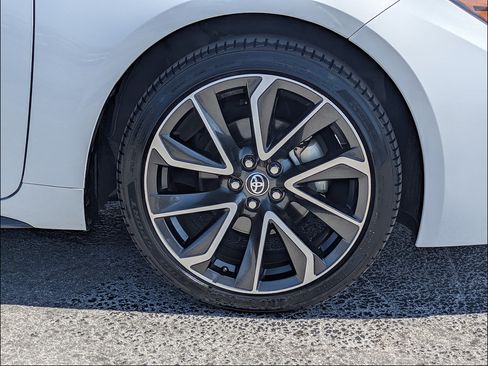 Used 2022 Toyota Corolla SE FWD image 11