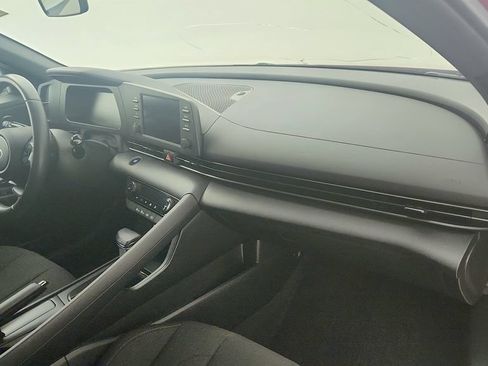 Used 2025 Hyundai Elantra Sport FWD image 23