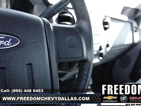 Used 2015 Ford F550 4x4 Regular Cab Super Duty image 18