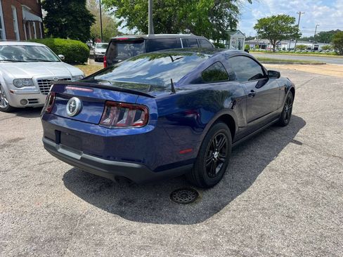 Used 2012 Ford Mustang Coupe RWD image 6