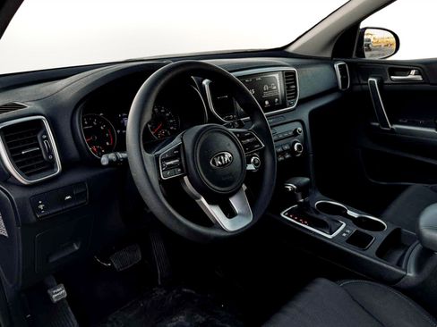 Used 2021 Kia Sportage LX image 15