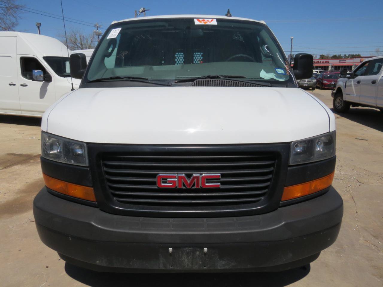 Used 2019 GMC Savana 2500 w/ Driver Convenience Package RWD image 2