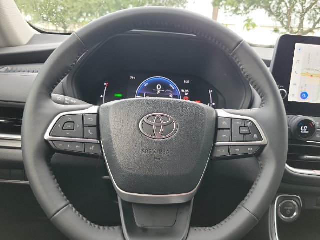 Used 2026 Toyota Grand Highlander AWD Hybrid image 14