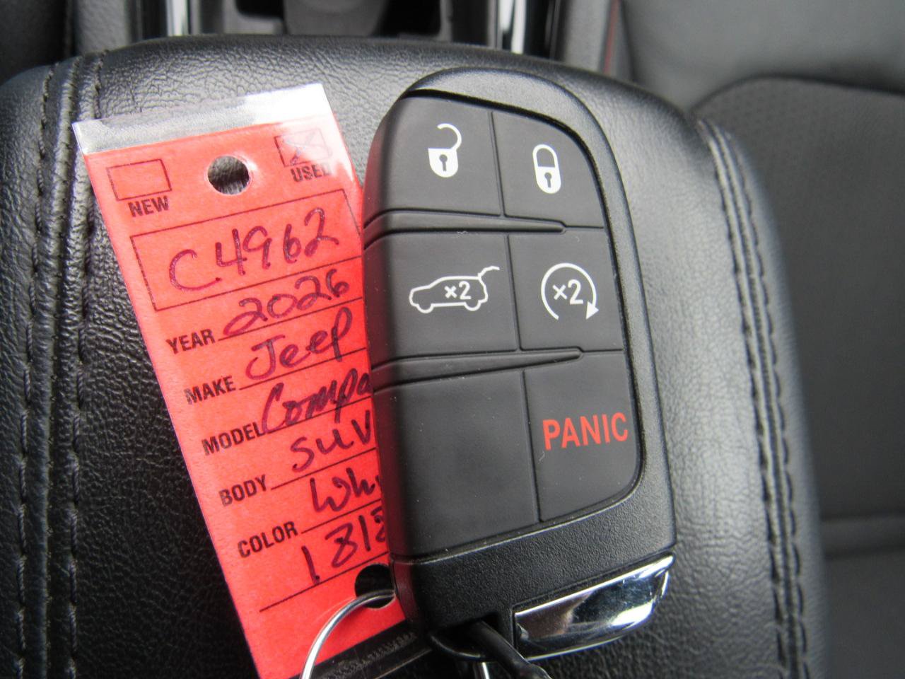 Used 2026 Jeep Compass Trailhawk AWD/4WD image 14