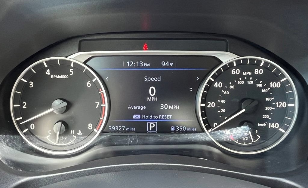 Used 2025 Nissan Altima 2.5 SV AWD/4WD image 12