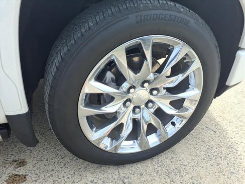 Used 2022 GMC Sierra 1500 Denali w/ Denali Premium Package image 9