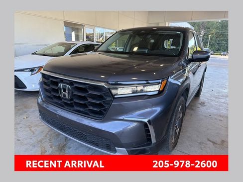 Used 2025 Honda Pilot EX-L image 1