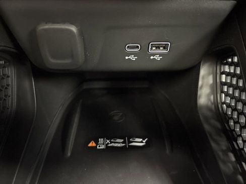New 2026 Chevrolet TrailBlazer RS w/ Convenience Package FWD image 36