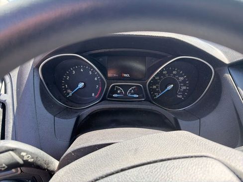 Used 2016 Ford Focus SE FWD image 12