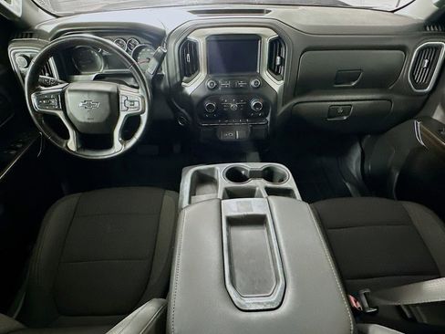 Used 2020 Chevrolet Silverado 1500 LT Trail Boss w/ Convenience Package AWD/4WD image 16