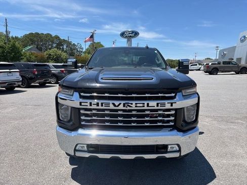 Used 2020 Chevrolet Silverado 2500 LTZ w/ LTZ Plus Package AWD/4WD image 2