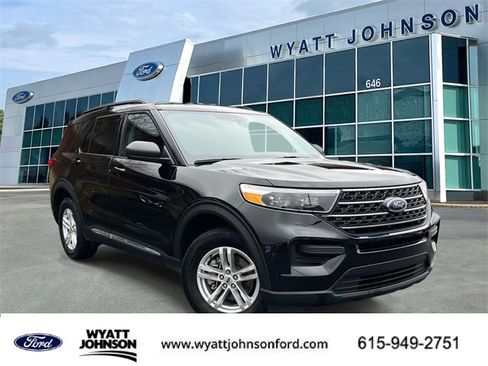 Used 2023 Ford Explorer XLT image 1