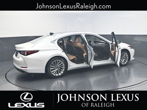 Certified 2021 Lexus ES 350 Ultra Luxury w/ Accessory Package 2 image 22