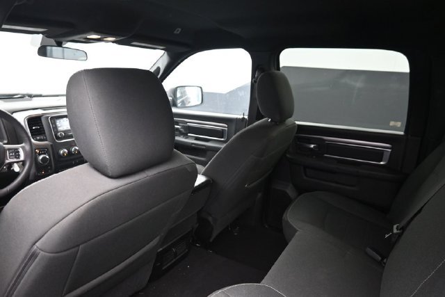 Used 2024 RAM 1500 Warlock AWD/4WD image 30