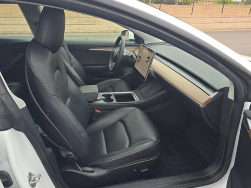Used 2023 Tesla Model 3 Standard Range image 7