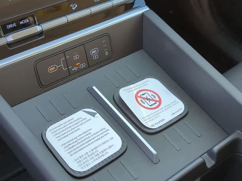 New 2026 Hyundai Santa Fe SEL image 32