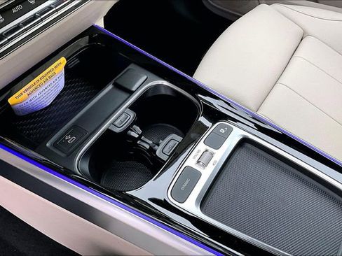 New 2026 Mercedes-Benz GLB 250 4MATIC image 10