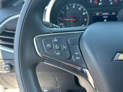 Used 2024 Chevrolet Malibu LT image 25