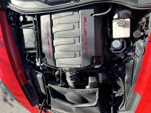 Used 2017 Chevrolet Corvette Grand Sport w/ Carbon Flash Badge Package image 13