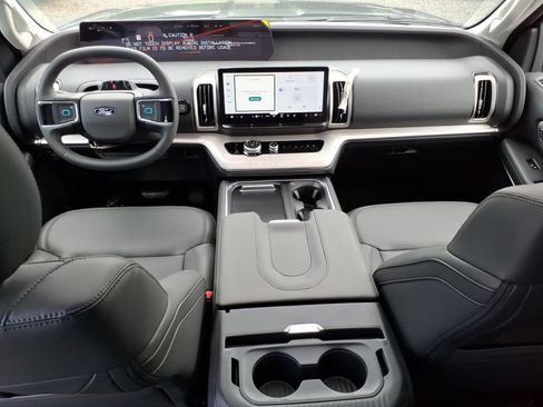 New 2026 Ford Expedition Max Active AWD/4WD image 10