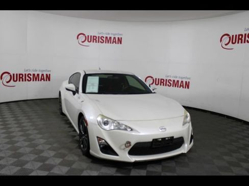 Used 2013 Scion FR-S RWD image 12
