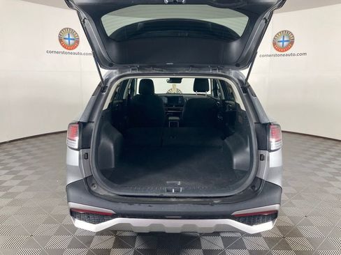 Used 2024 Kia Sportage LX image 7