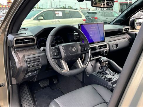 Certified 2026 Toyota Tacoma Limited AWD/4WD image 18