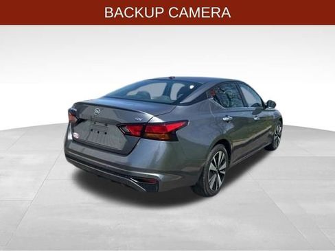Used 2021 Nissan Altima 2.5 SV FWD image 7