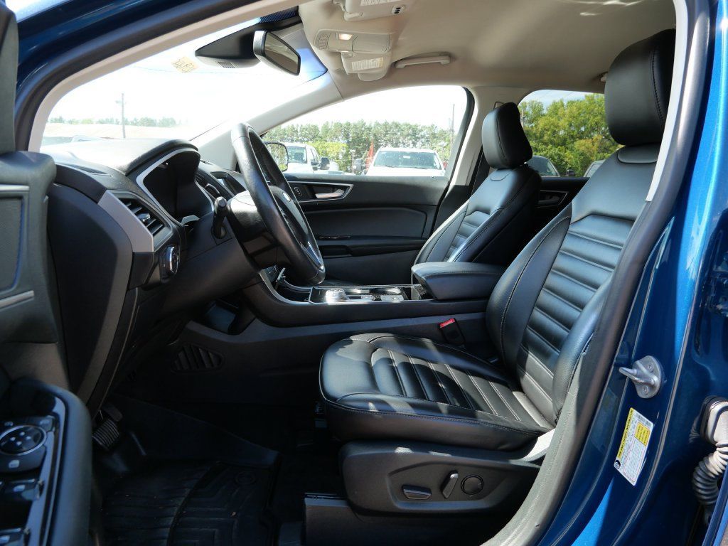 Used 2020 Ford Edge SEL w/ Convenience Package AWD/4WD image 22